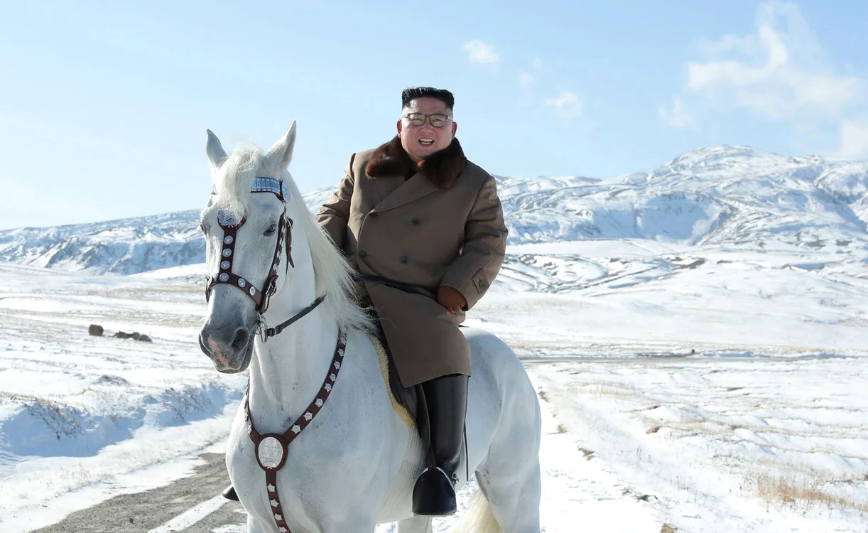 3 kim jong un calare pe cal pe muntele paektu 2 jpg jpeg
