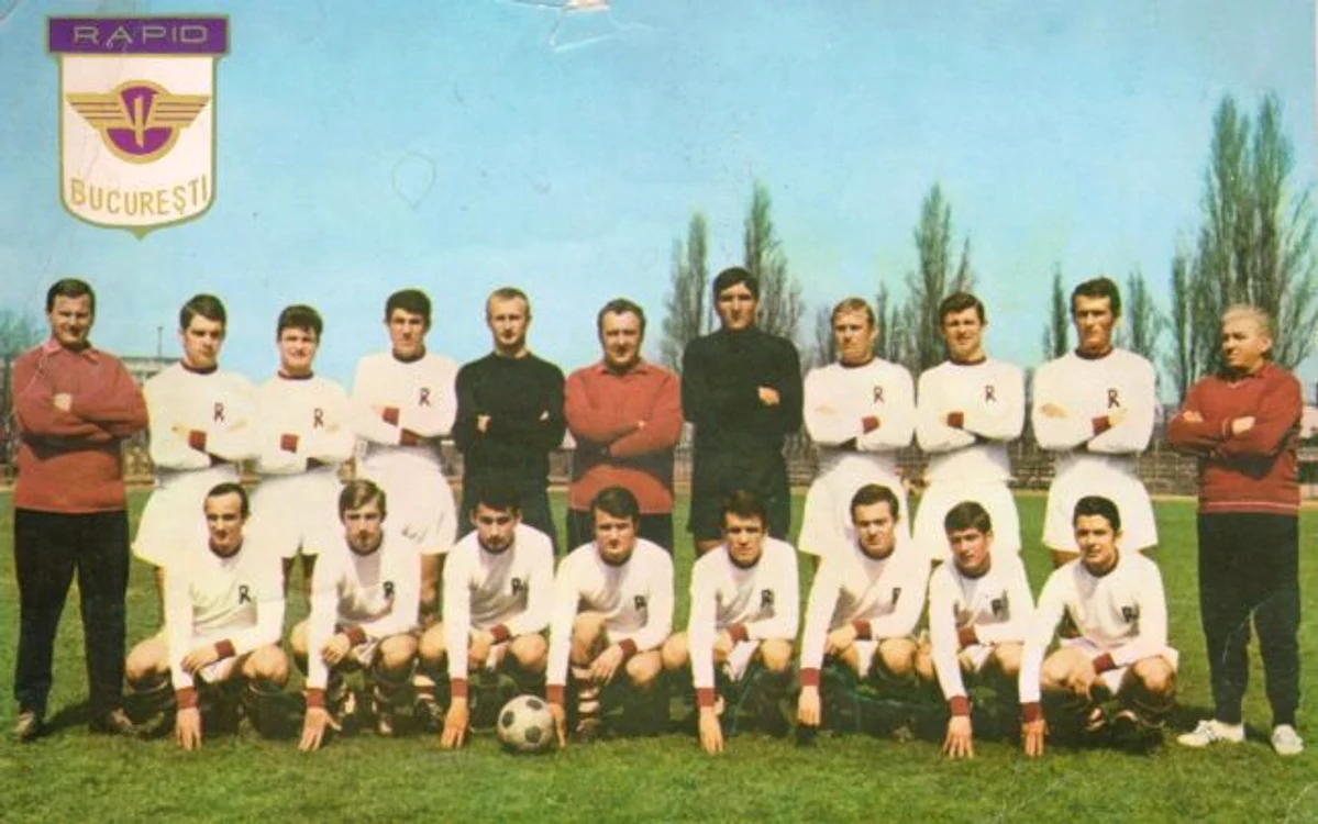 Echipa Rapidului care a câștigat primul titlu de campioană. FOTO: Wikipedia