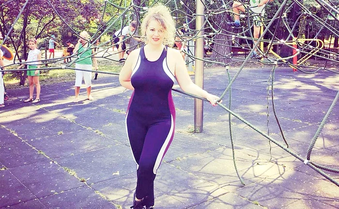 
    Oana Lis face seara plimbări de câţiva kilometri  