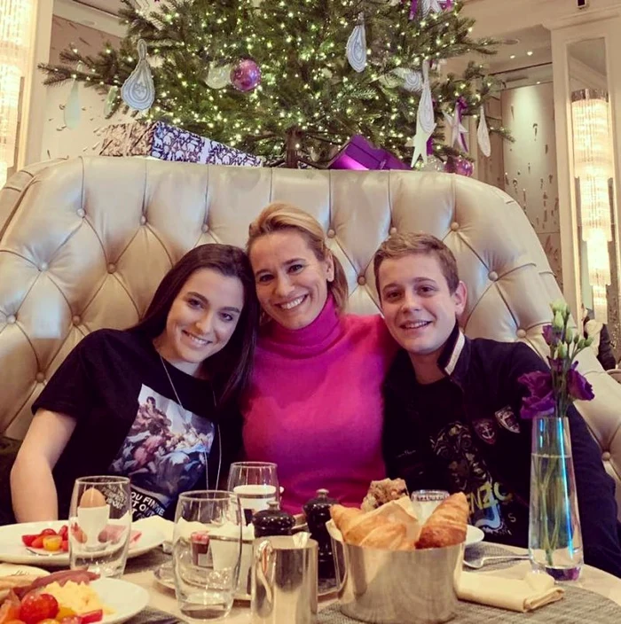 Andreea Esca a luat micul dejun cu copiii ei, la Londra
