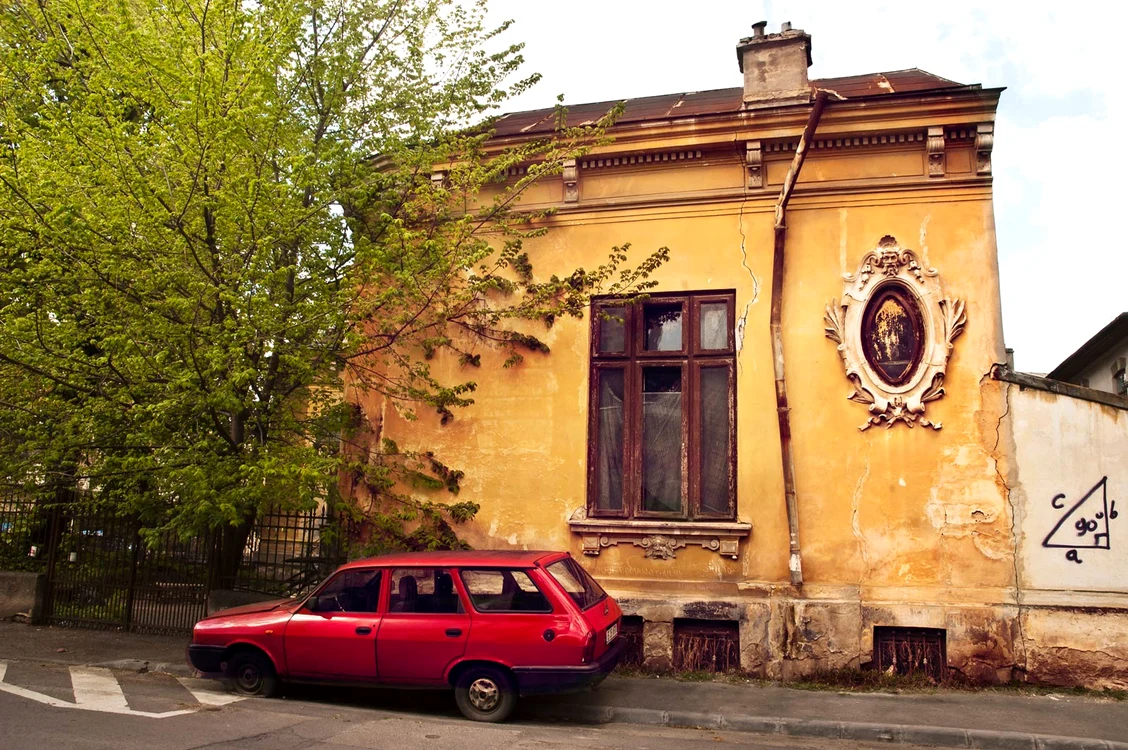 Patrimoniu şi politică jpeg