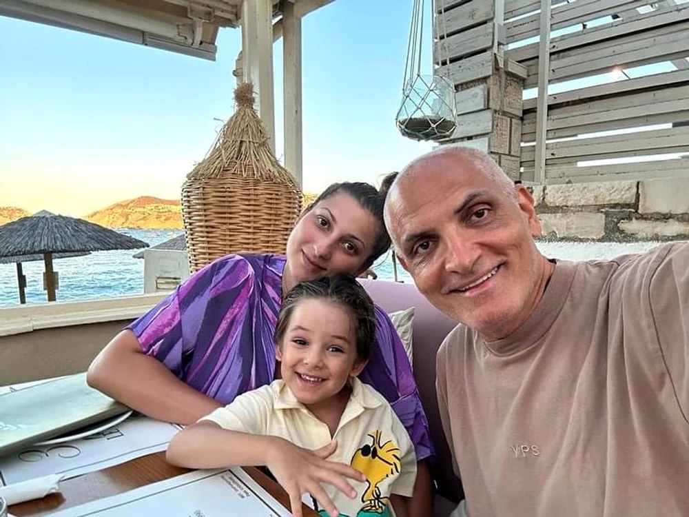 Ce familie frumoasă are Damian Drăghici