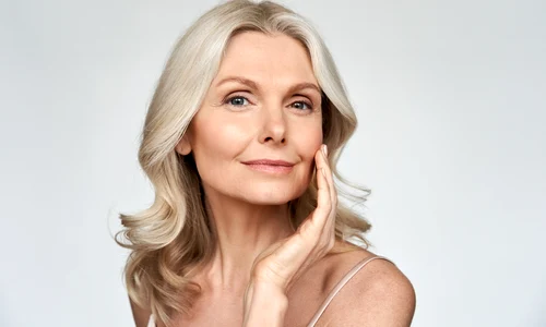 femeie frumoasă   sursa   shutterstock 1918309769 jpg