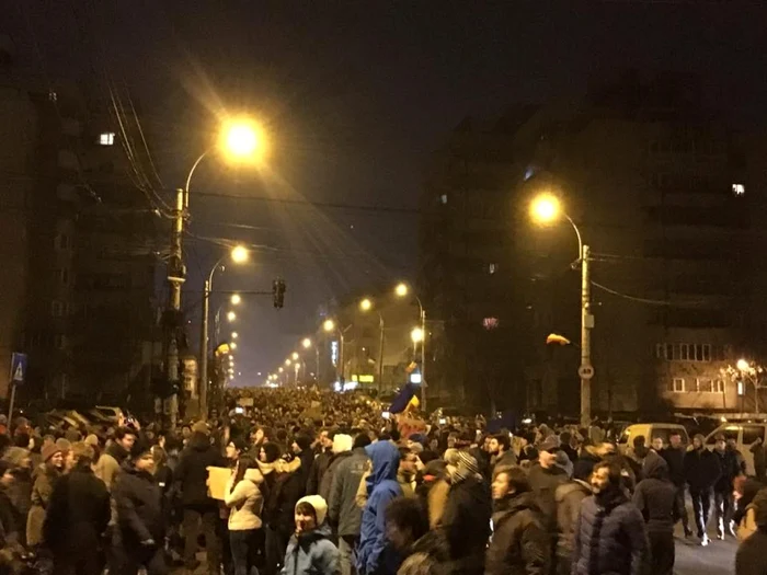Clujenii au ieşit în stradă FOTO Ioan Bâldea