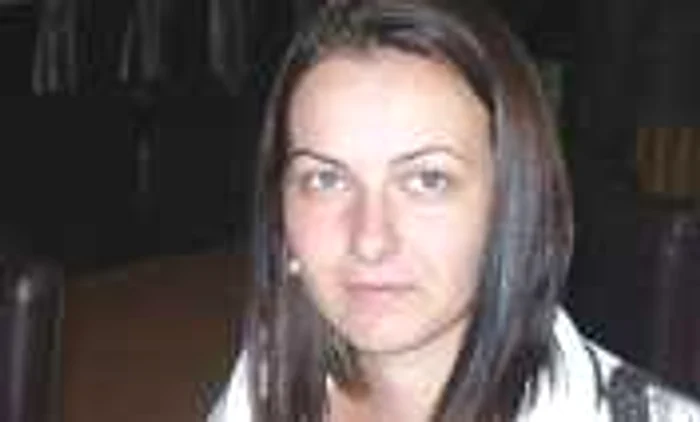 Florina Roman lucrează zilnic la dezvoltarea planului de afaceri