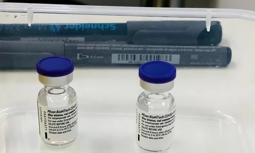 dozele de vaccin anti covid jpeg