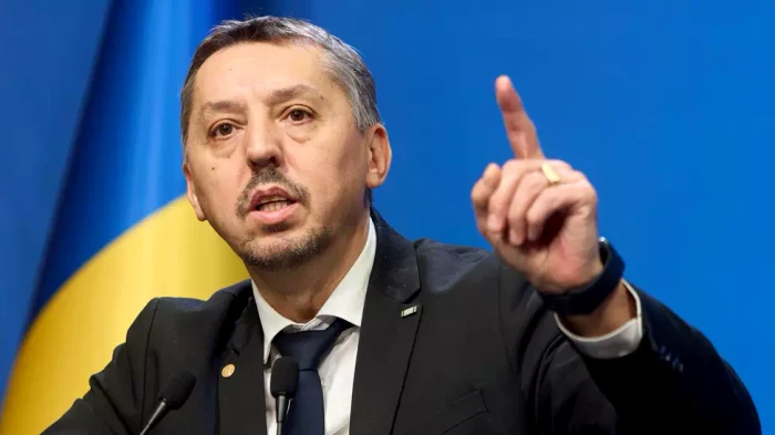 Daniel David afirmă că şcoala continuă normal. FOTO: Shutterstock