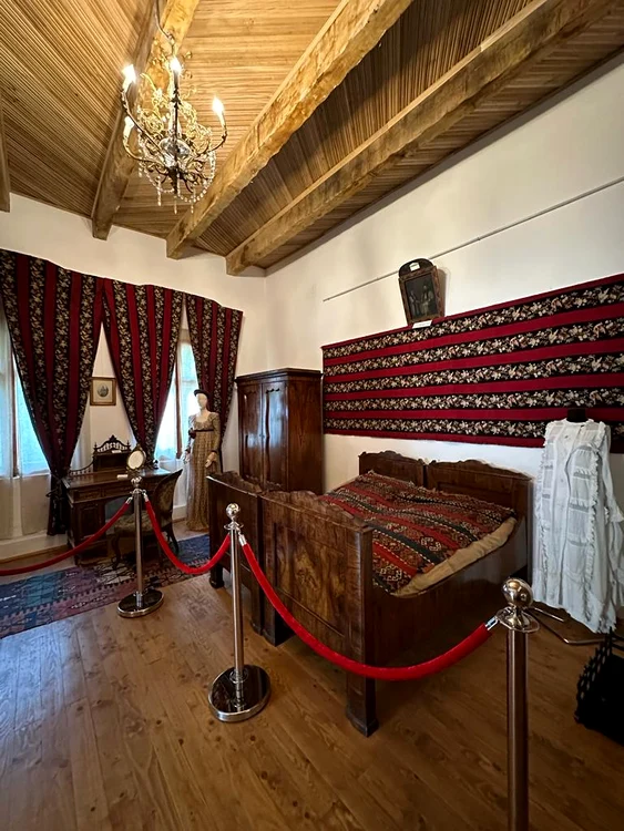 Camera de la Golești unde Carol I a petrecut prima noapte în România FOTO Muzeul Golești