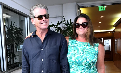 Pierce Brosnan and Keely Shaye Smith out for lunch in Beverly Hills jpeg