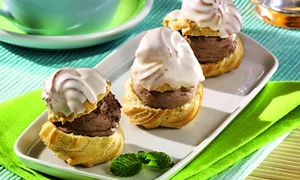 choux a la creme cu ciocolata jpeg