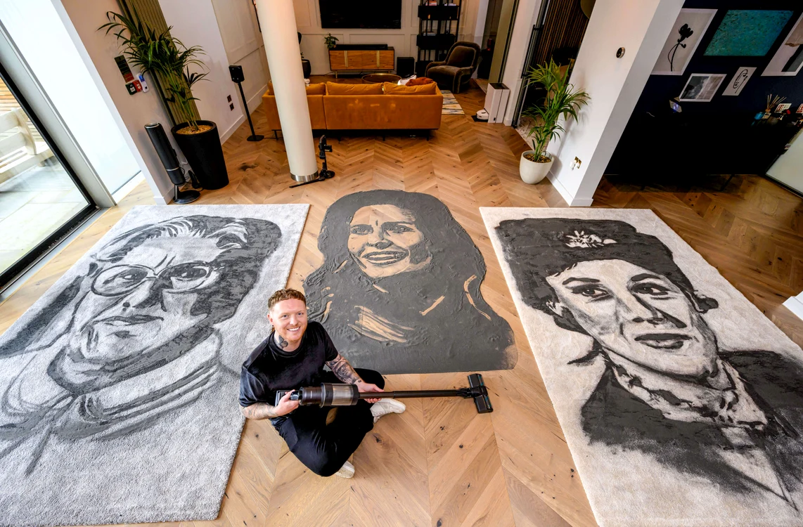 Artistul Nathan Wyburn a făcut portrete cu aspiratorul