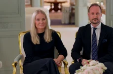 Prințesa Mette Marit si Printul Haakon foto NRK jpg