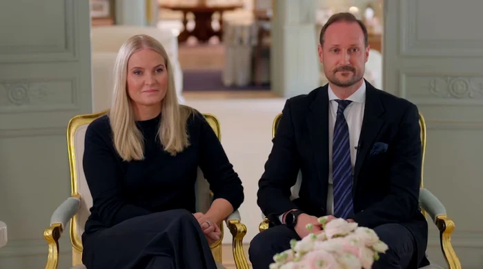 Prințesa Mette Marit si Printul Haakon foto NRK jpg