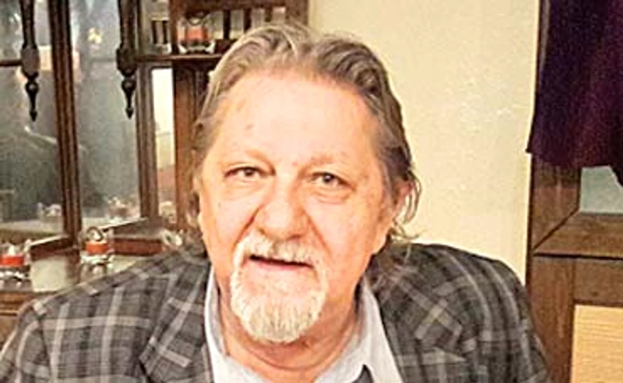 
    2016. Sebastian Papaiani  și-a păstrat carisma și  umorul din tinerețe  
