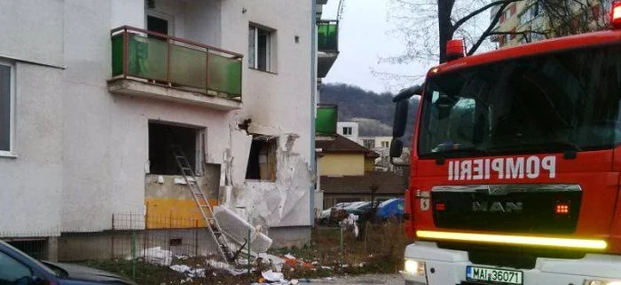 
    Asa arată acum apartamentul în care s-a produs deflagraţiafoto: Someşanul  