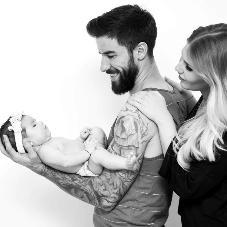 
    Cei doi au o fetiţă împreună de aproape doi anişori foto: arhiva personală  