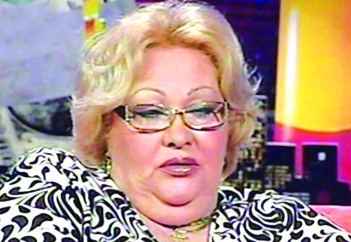 Oana nu este impresionată de melodiile de  amor ale lui Pepe (foto: arhiva personală)