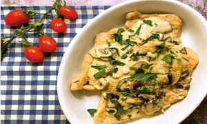 piept de pui cu sos de ciuperci jpg