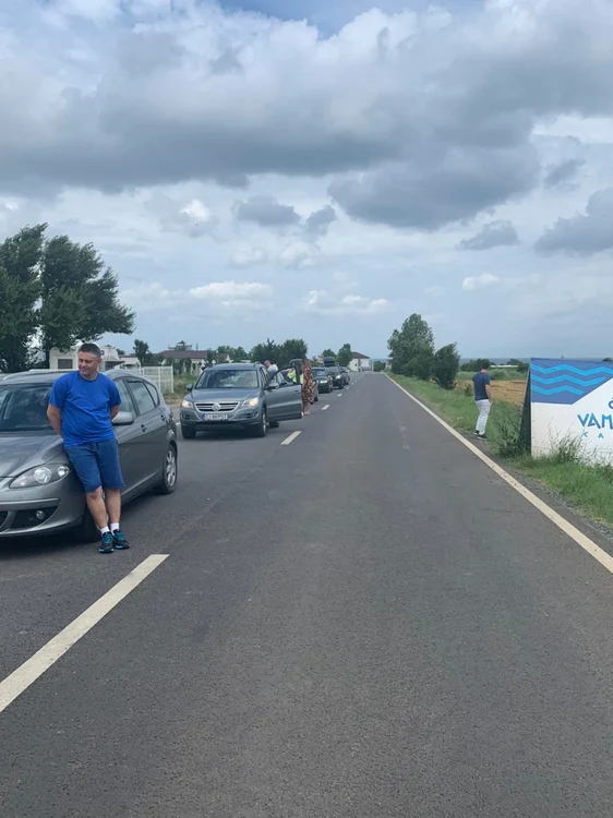 Coadă de 1 kilometru la Vama Veche Sursa martor