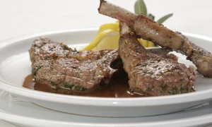   Cea mai tare rețetă de Cotlete de miel în sos de miere cu balsamico by Chef Jakob Hausmann