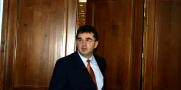 Un judecător clujean şi-a declinat competenţa în judecarea procesului lui oprişan