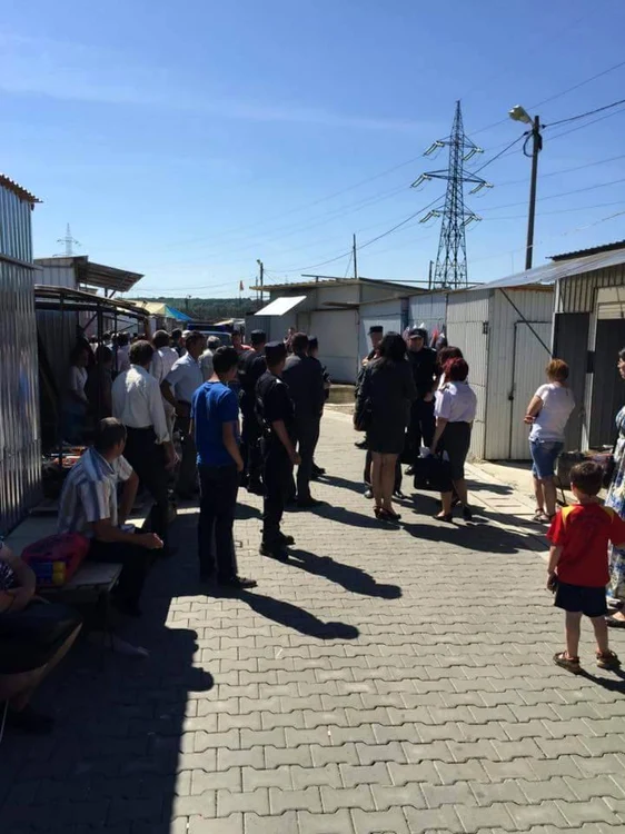 Bazarul din Suceava a fost redeschis. FOTO: Dănuţ Zuzeac