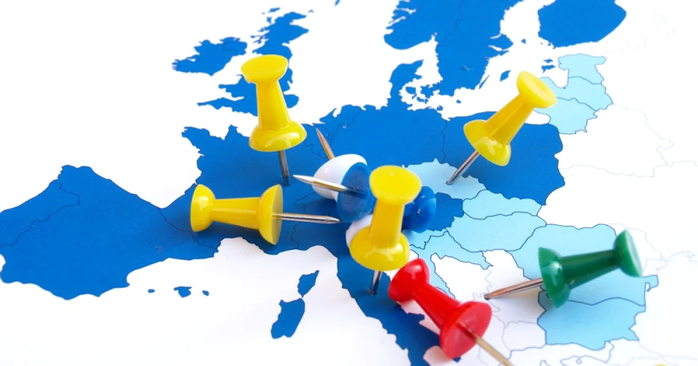 Oficialii discută despre divizarea euro în două  - pentru ţările sărace şi pentru cele bogate                   FOTO Shutterstock
