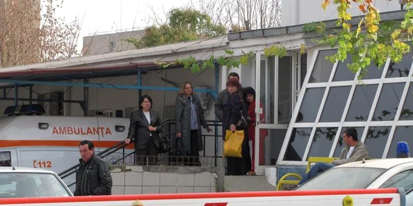 Ambulanţierii vor să îşi reabiliteze imaginea