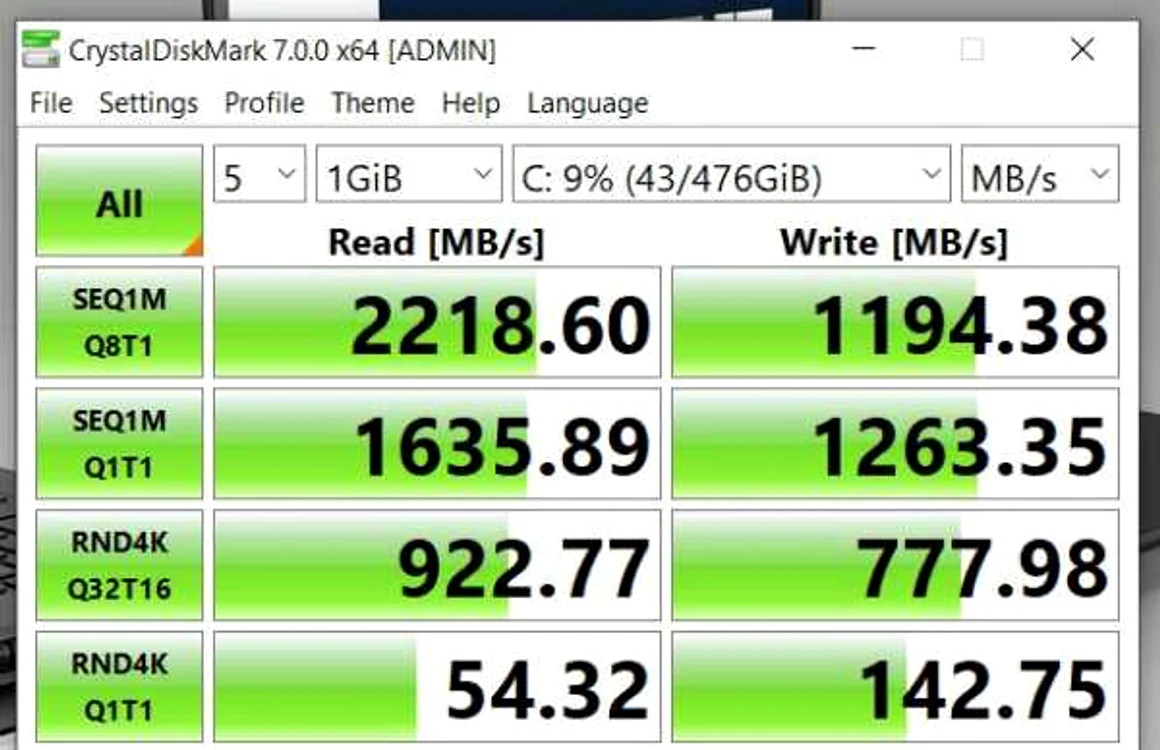 Acer Travel Mate P6 2020 test Crystaldiskmark