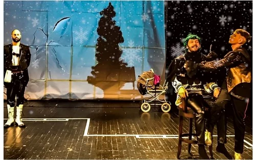 Premiera mondială a piesei de teatru „Crăciunul preşedintelui” a francezului Pascal Bruckner la Teatrul Anton Pann din Râmnicu Vâlcea Foto FB Teatrul Anton Pann