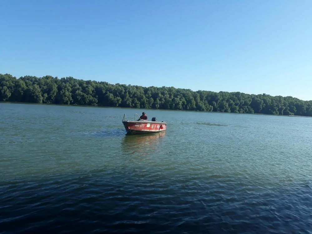 Căutări pe Dunăre foto: ISU Tulcea
