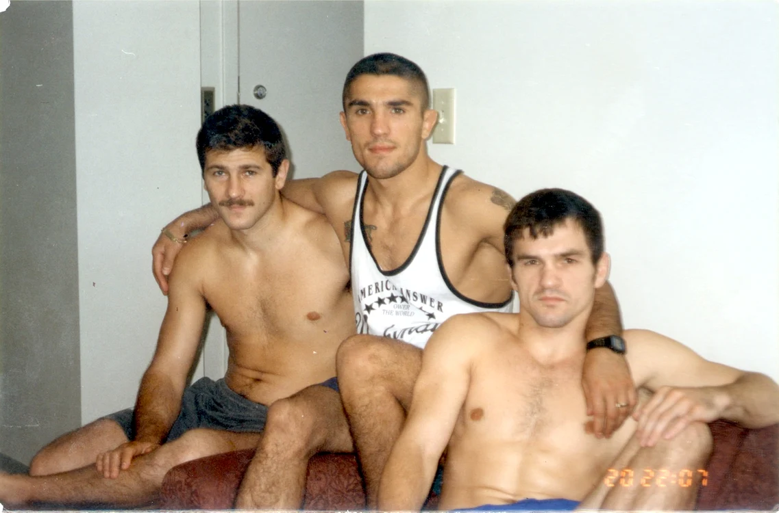 Costel Corduneanu alături de Francisc Vaștag (stânga) și Leonard Doroftei (dreapta) la Olimpiada de la Atlanta din 1996