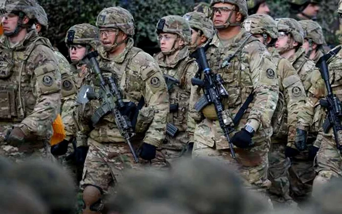 Militari NATO