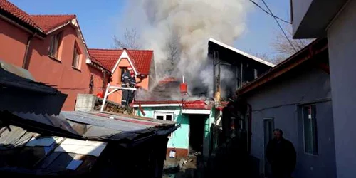 incendiu caracal