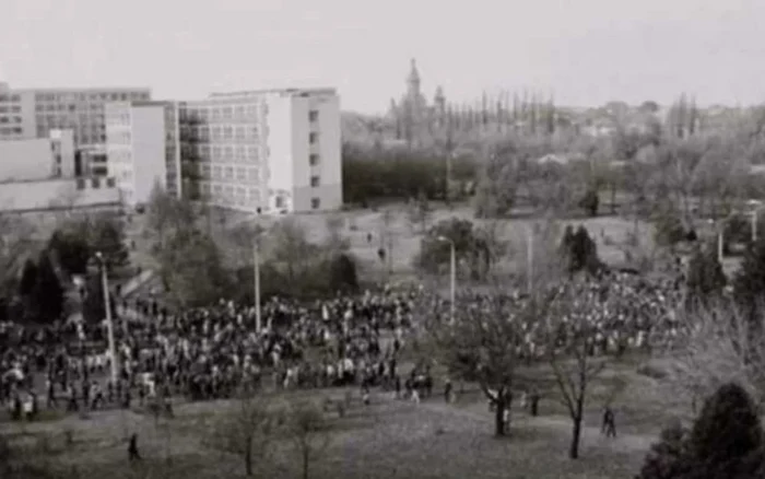 Revoluția din Timișoara Fotografii realizate de Ştefan Iordănescu în 17 decembrie 1989