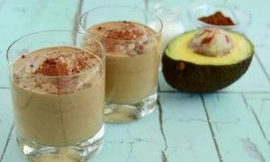 1 desert crema cu avocado si ciocolata jpg jpeg