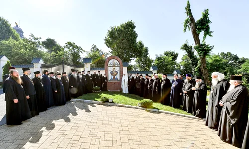 vizita arhiereasca in parcul gradina maicii domnului 36316 jpg