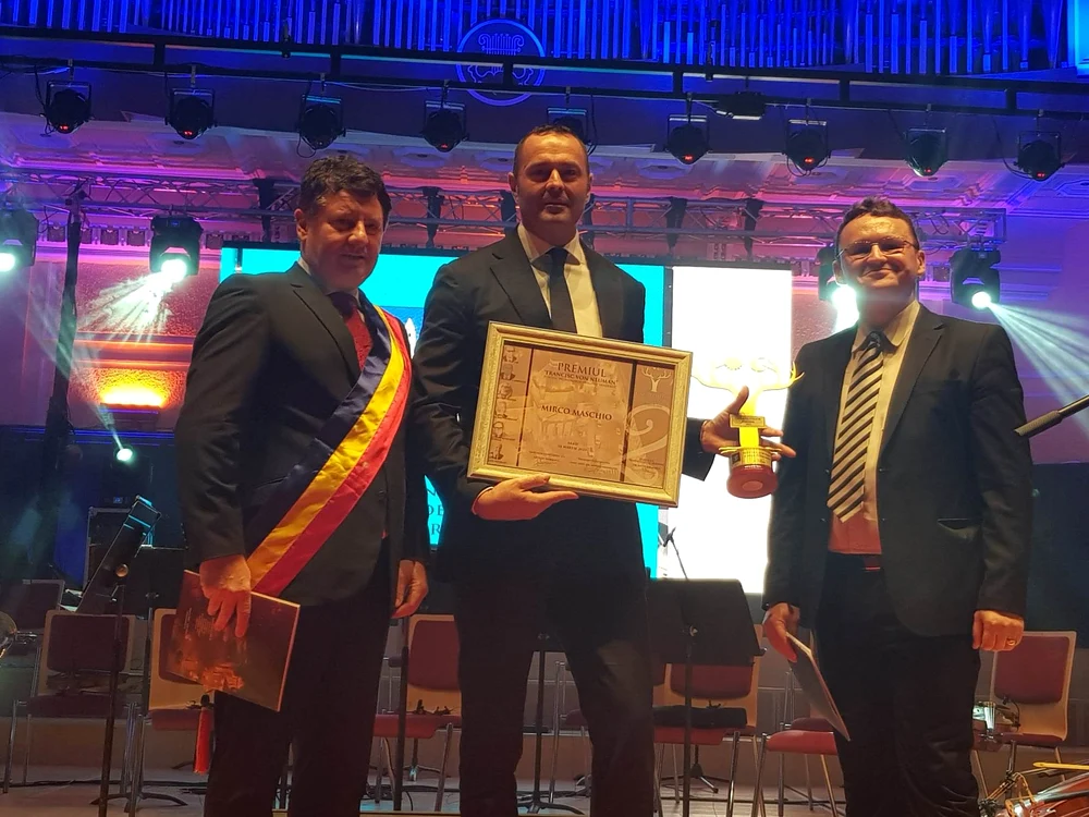 Mirco Maschio a donat premiul FOTO Untaru Claudia 