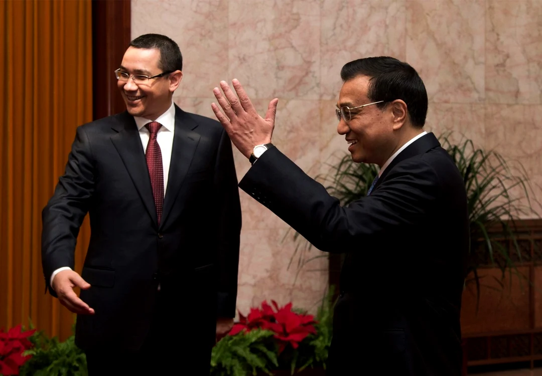 Premierul Victor Ponta a avut în luna iulie, la Beijing, o întrevedere cu prim-ministrul chinez Li Keqiang FOTO Reutes