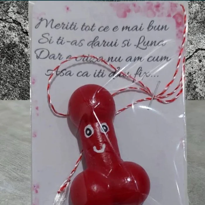 Mărțișor cu simbol sexual