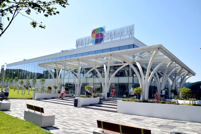 Lucrările de modernizare de la Piața Sudului au durat un an și 10 luni