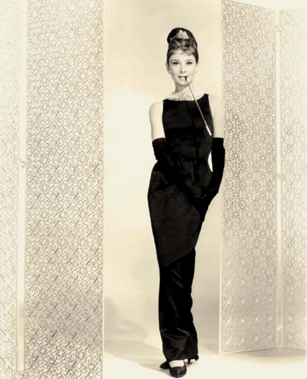 Audrey Hepburn, în rochia neagră Givenchy  Foto: guliver / corbis