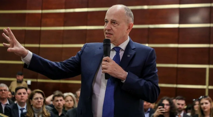 Mircea Geoană, întâlnire secretă la domiciliul unei tinere deputate PSD / foto: arhiva Click!