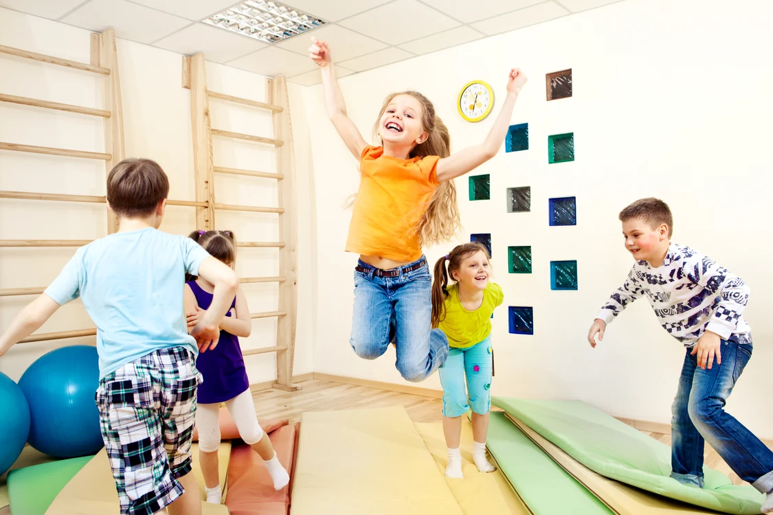 Jocurile dezvoltă spiritul de echipă. FOTO: Shutterstock