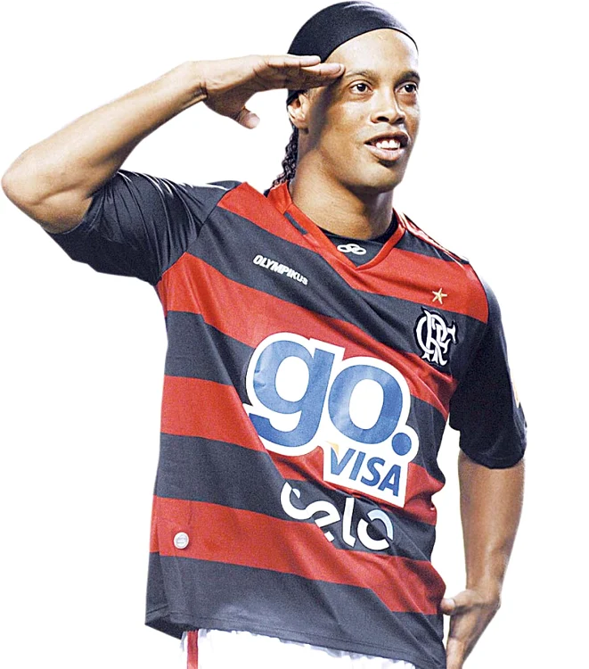 Ronaldinho nu şi-a mai primit salariul la Flamengo de trei luni