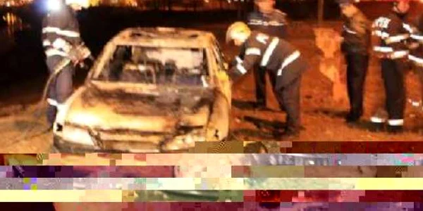 Este a doua maşină care a luat foc săptămâna asta