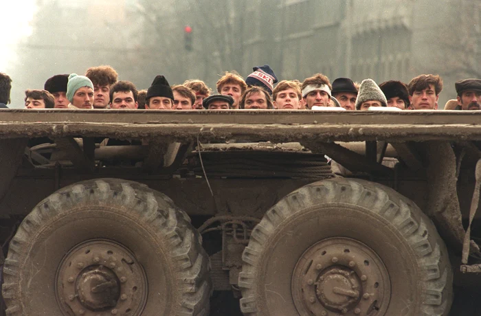Imagini din timpul revoluției FOTO AFP 