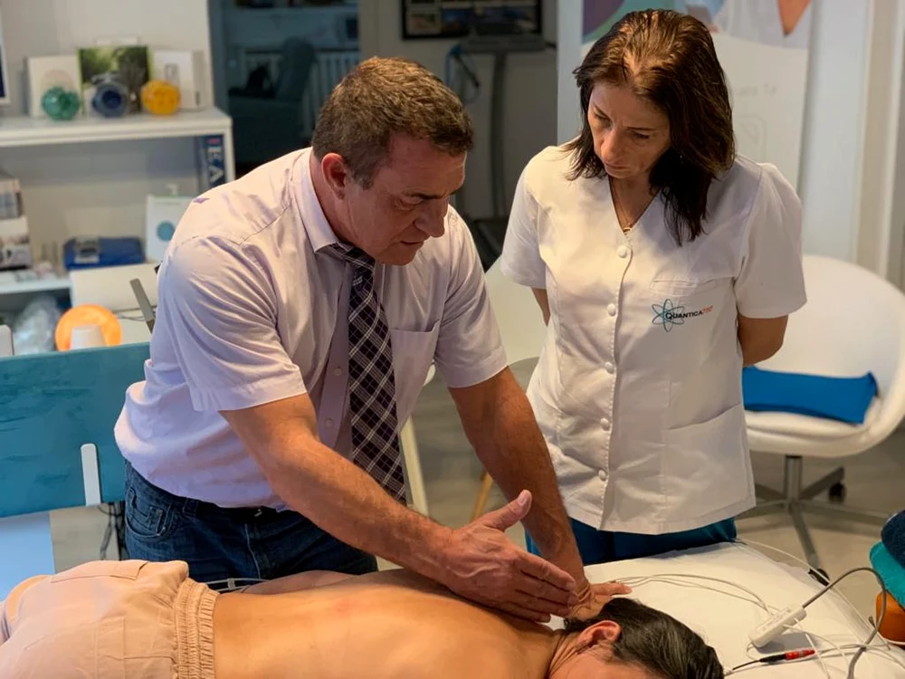 Dr. Peter Molleney a ţinut un training despre detoxifiere în Bucureşti