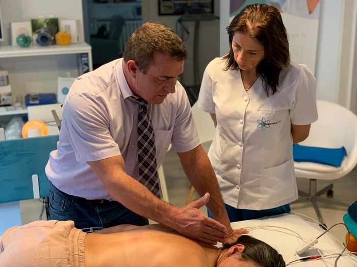 Dr. Peter Molleney a ţinut un training despre detoxifiere în Bucureşti