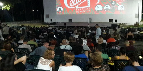 A început festivalul Ceau